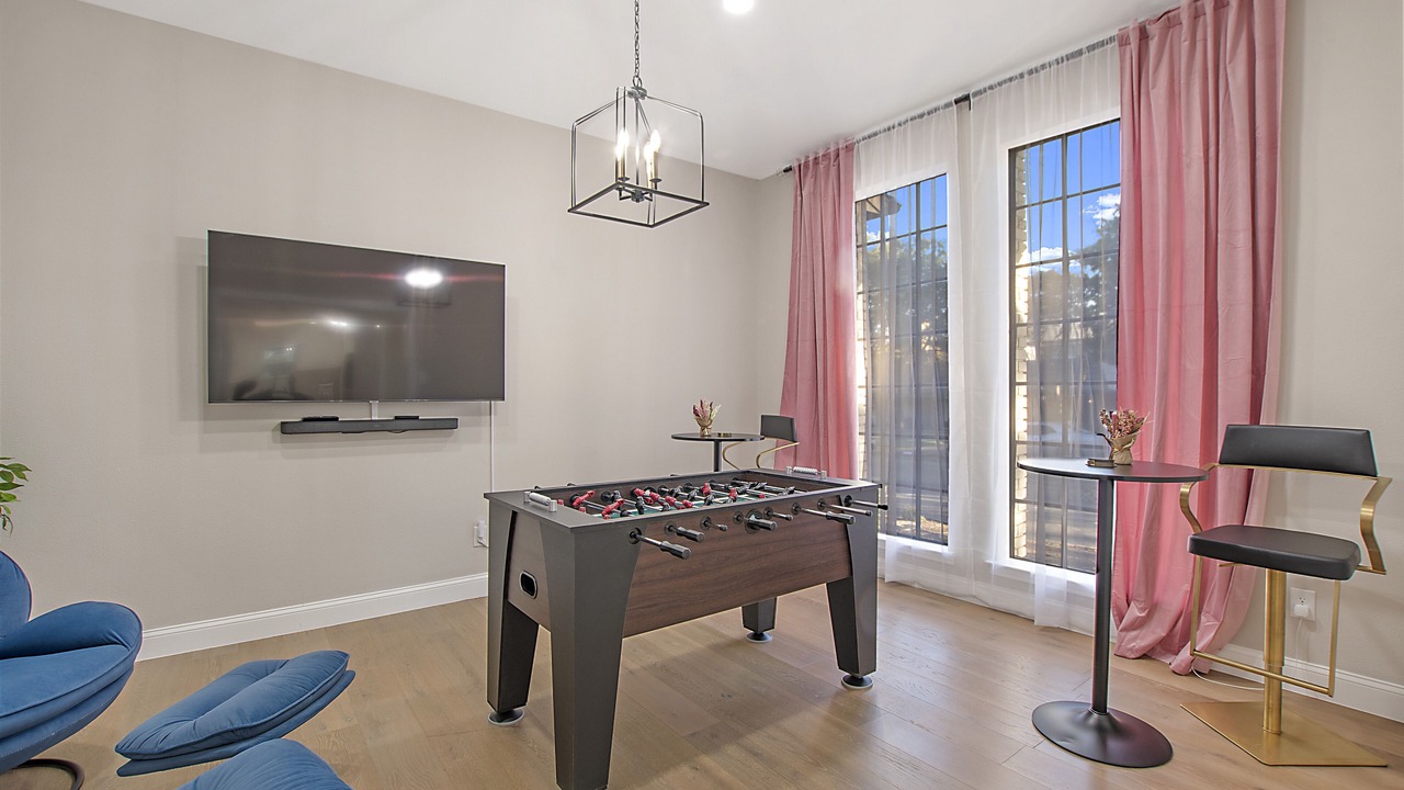 Photo of Bedroom in Park Central