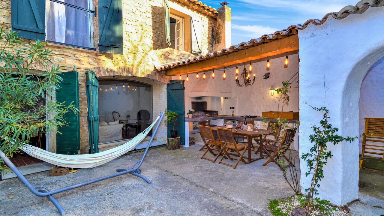 Photo of Others in Mornas