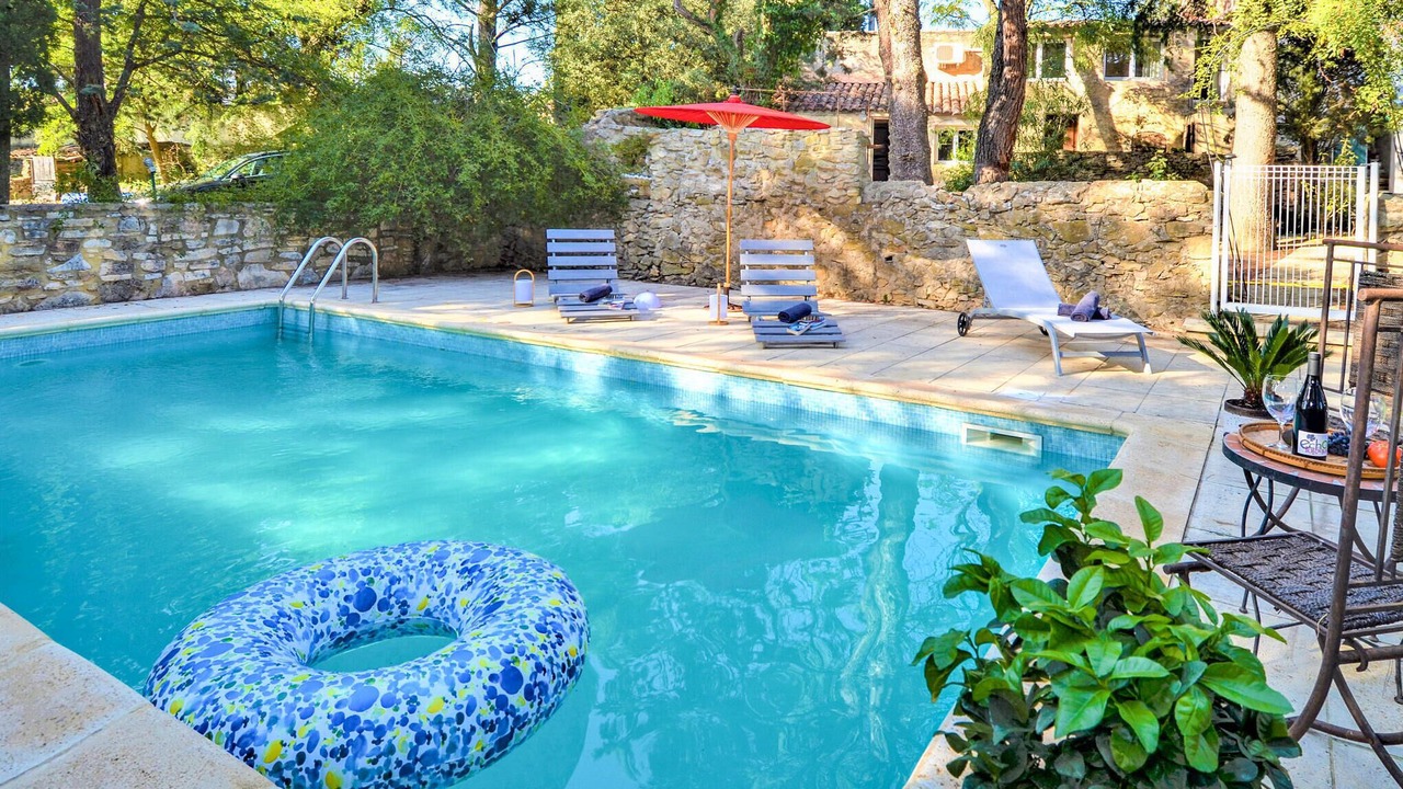 Photo of Outdoor in Mornas