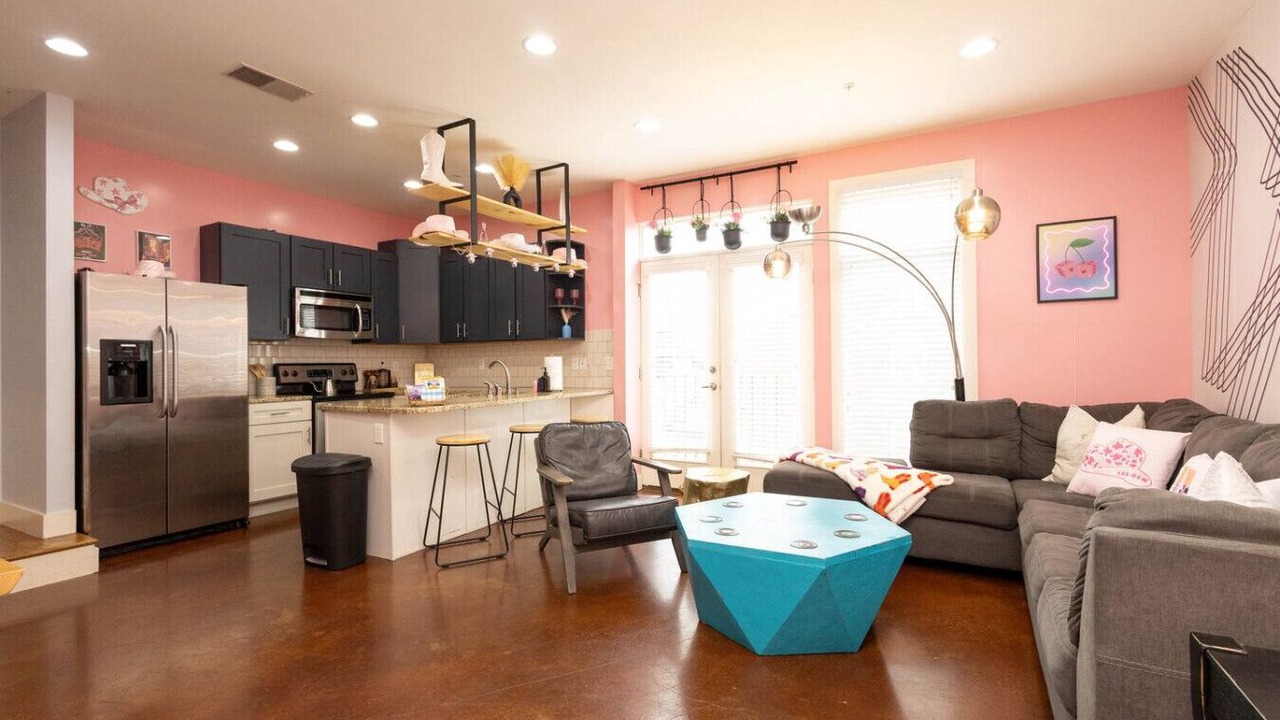 Photo of Livingroom in West End