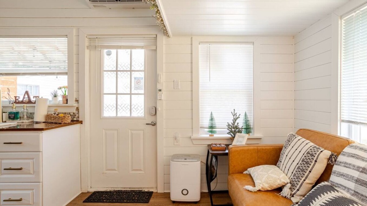 Photo of Livingroom in Licton Springs