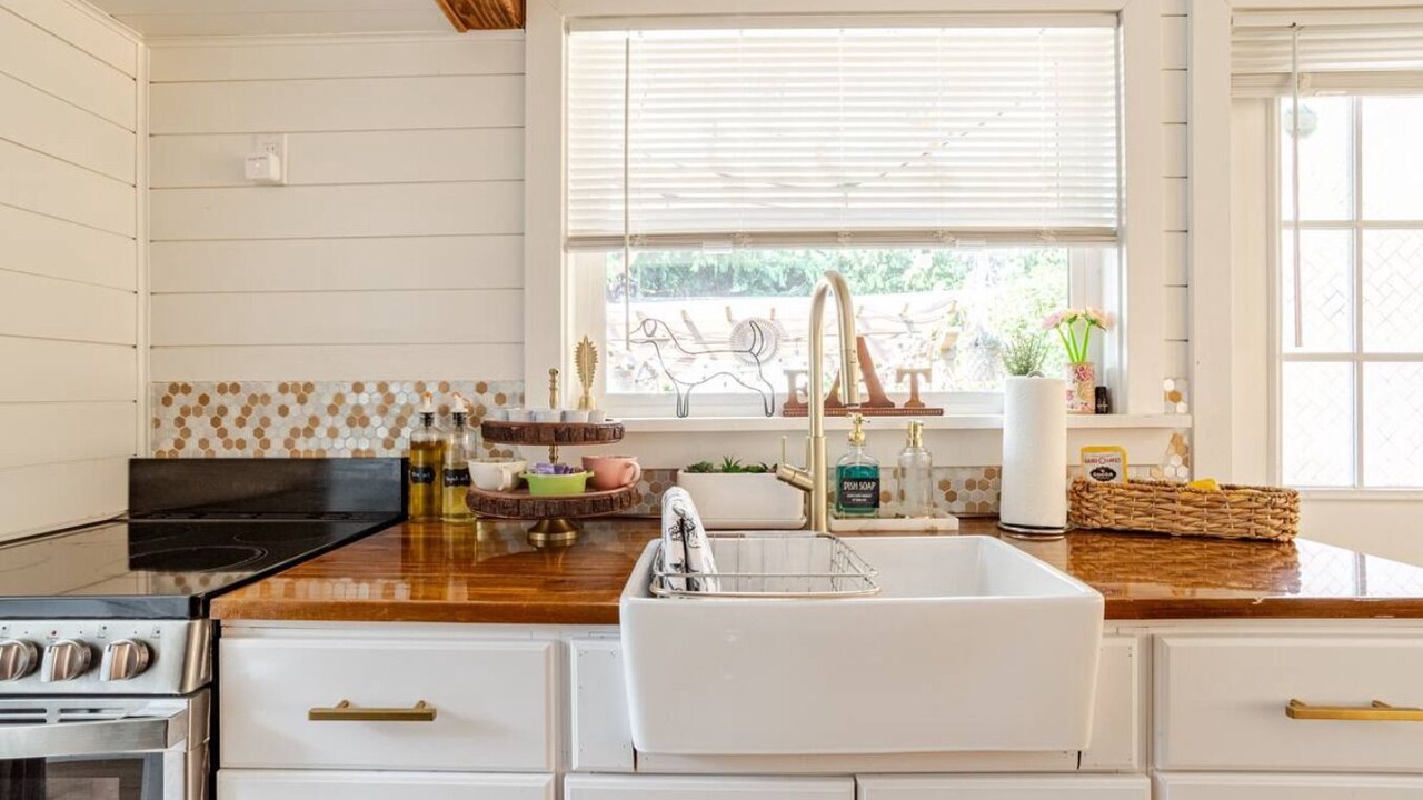 Photo of Kitchen in Licton Springs