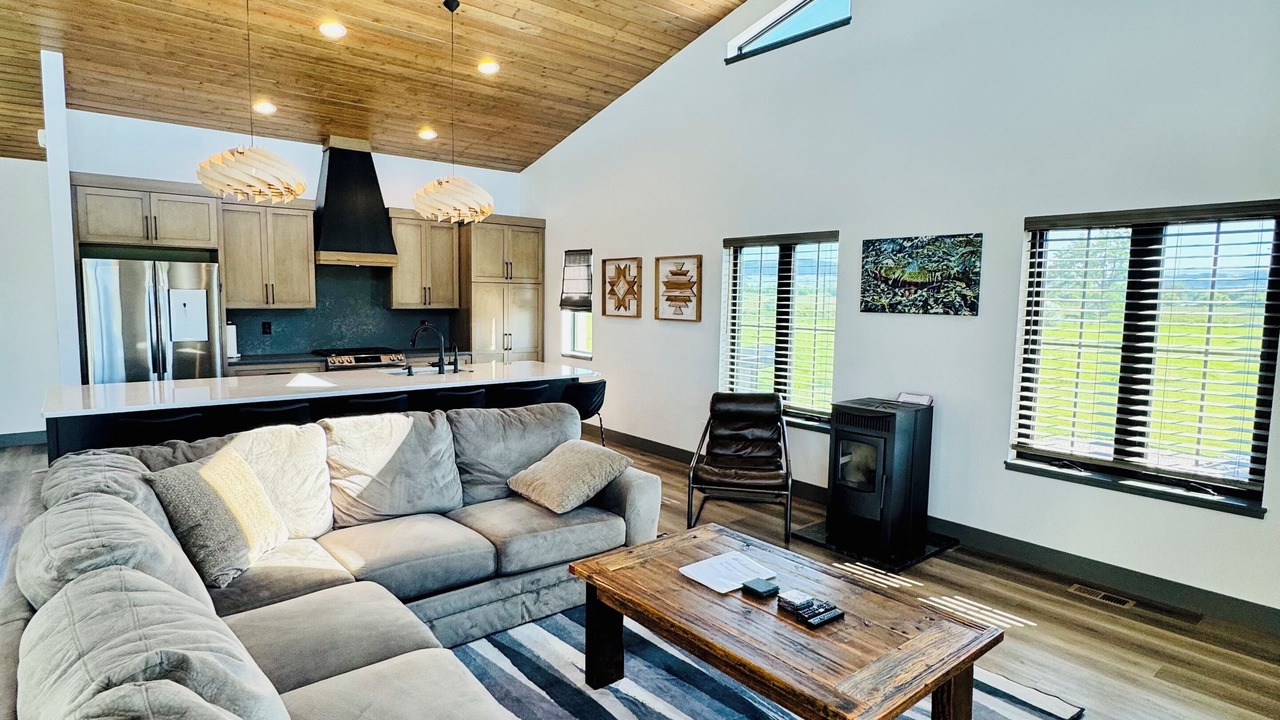 Photo of Livingroom in Big Horn County