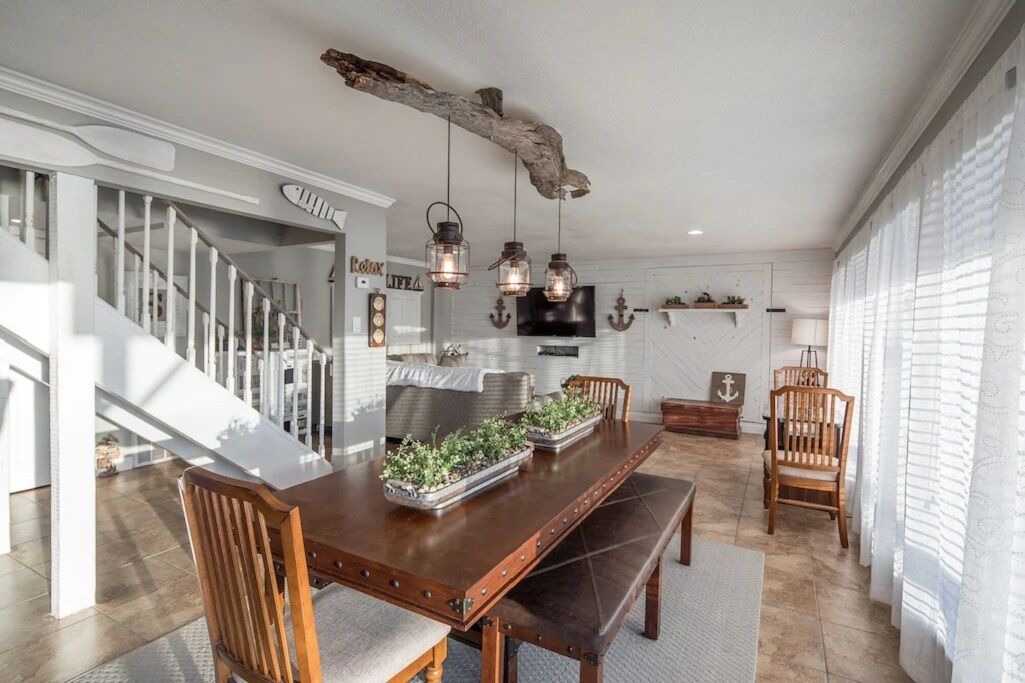 Photo of Livingroom in Canyon Lake