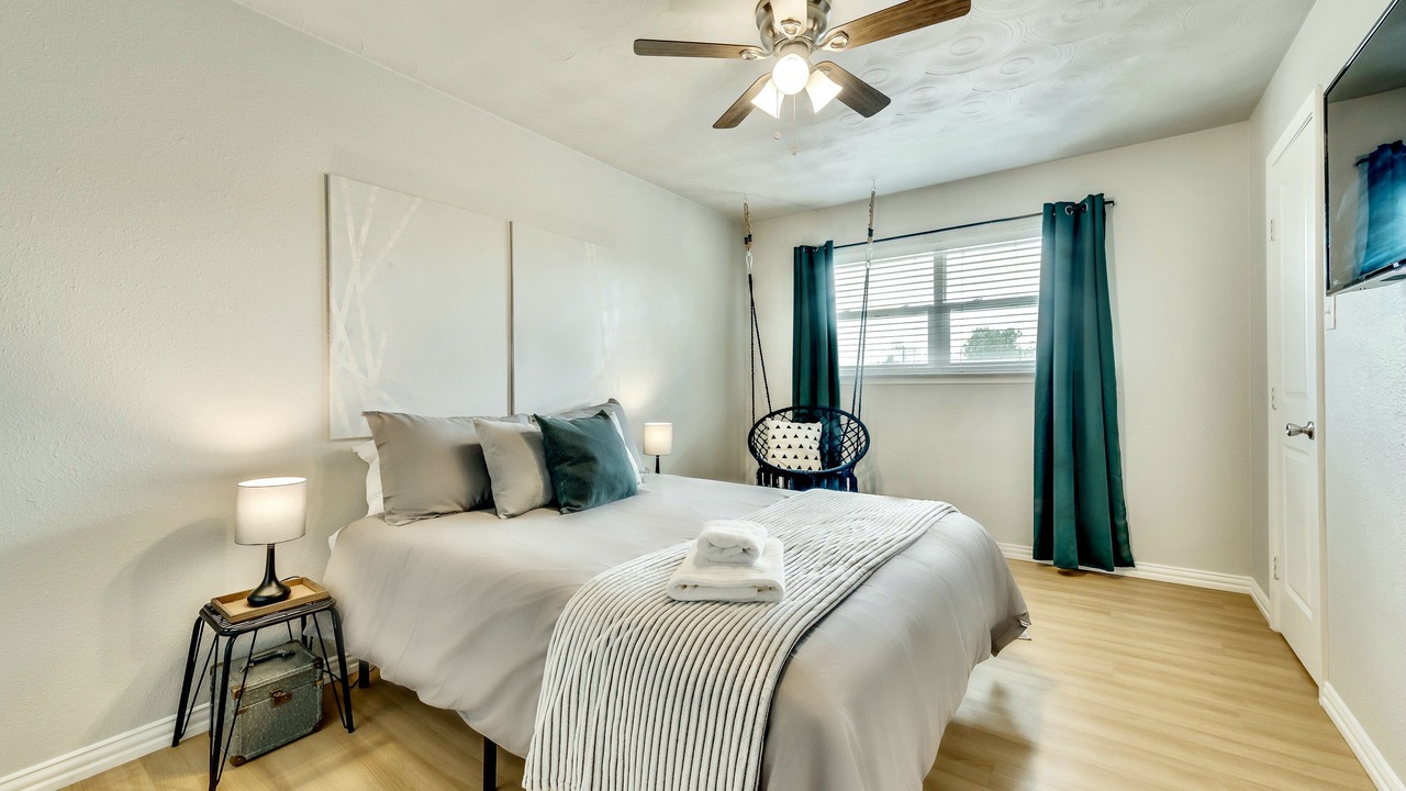 Photo of Bedroom in Old East Dallas
