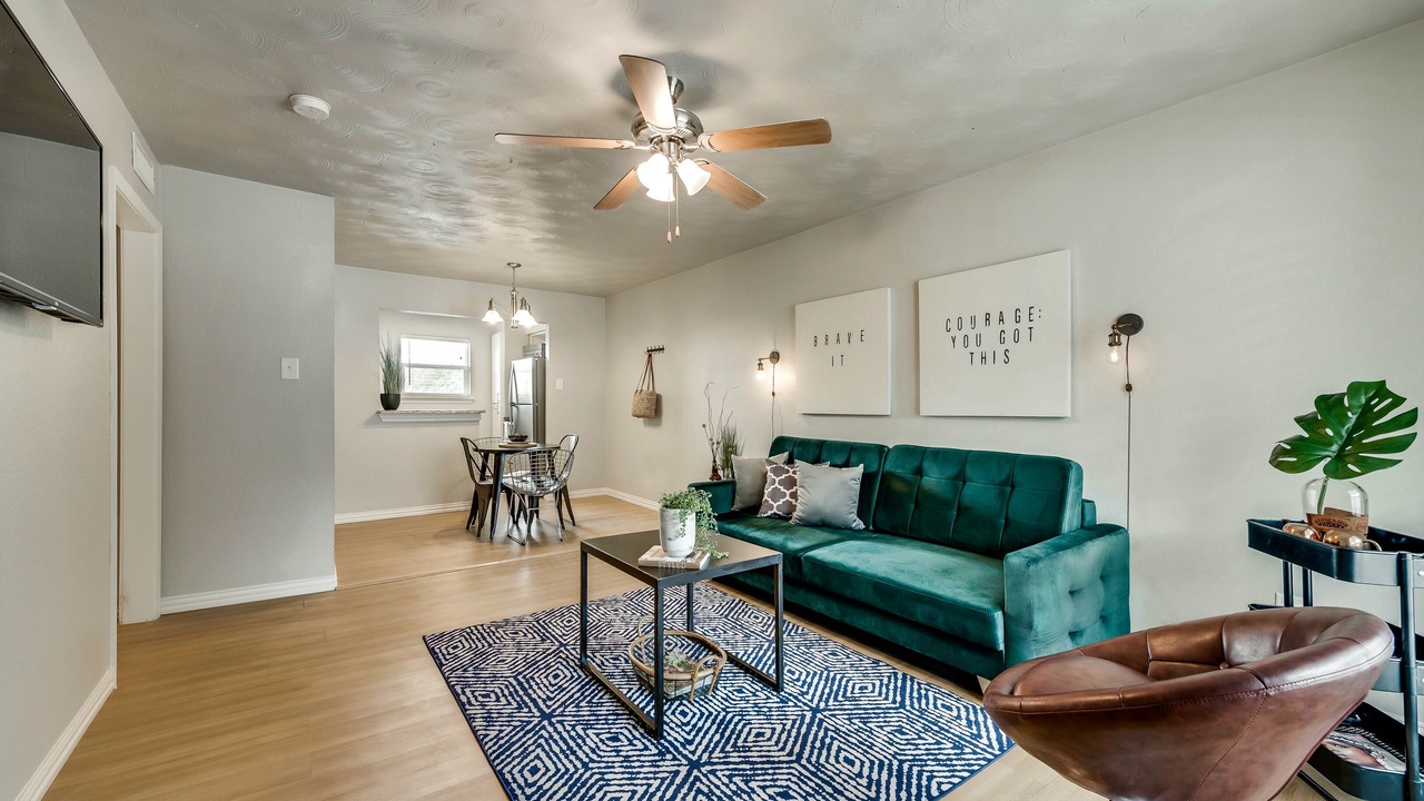 Photo of Livingroom in Old East Dallas