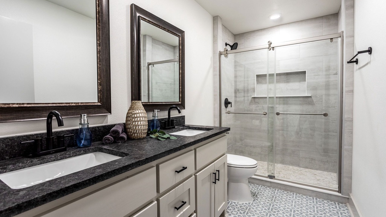 Photo of Bathroom in Lacy-Lakeview