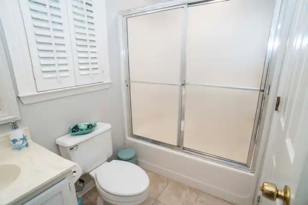 Photo of Bathroom in Roswell