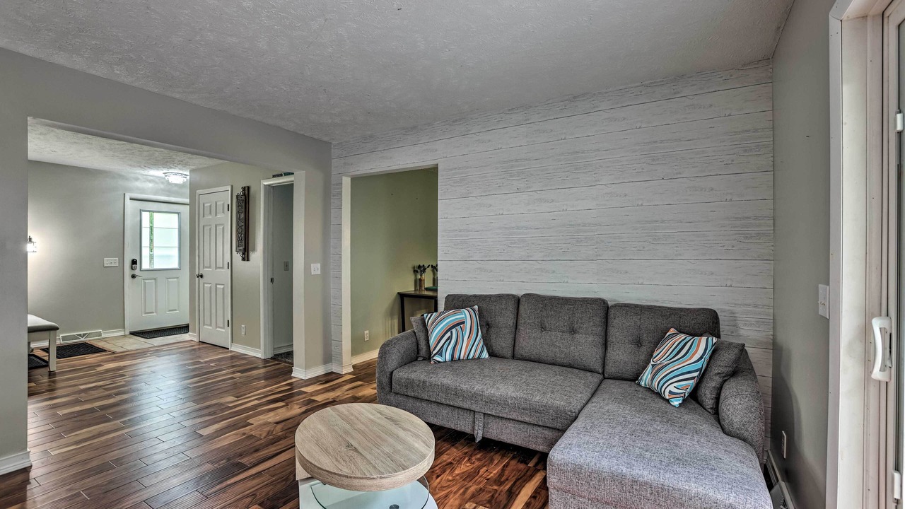 Photo of Livingroom in Pentwater