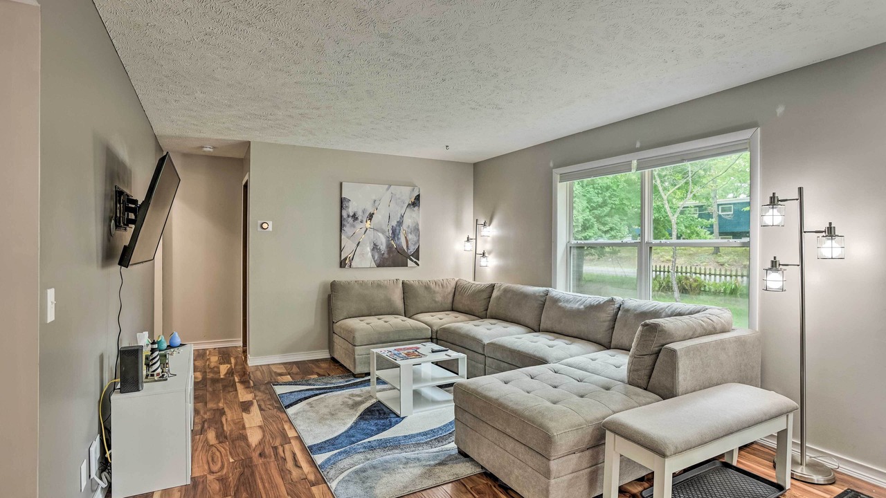 Photo of Livingroom in Pentwater