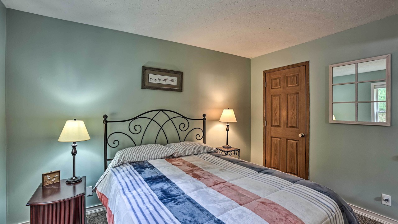 Photo of Bedroom in Pentwater