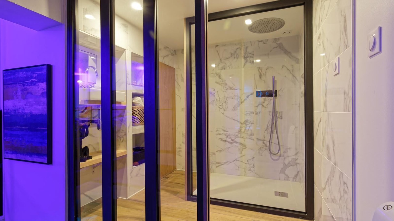 Photo of Bathroom in Cote Ouest Ormeaux