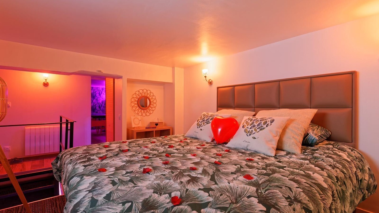 Photo of Bedroom in Cote Ouest Ormeaux