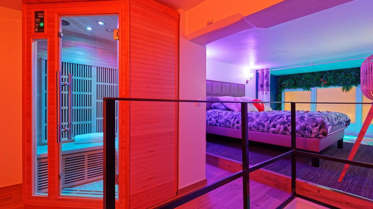 Photo of Bedroom in Cote Ouest Ormeaux