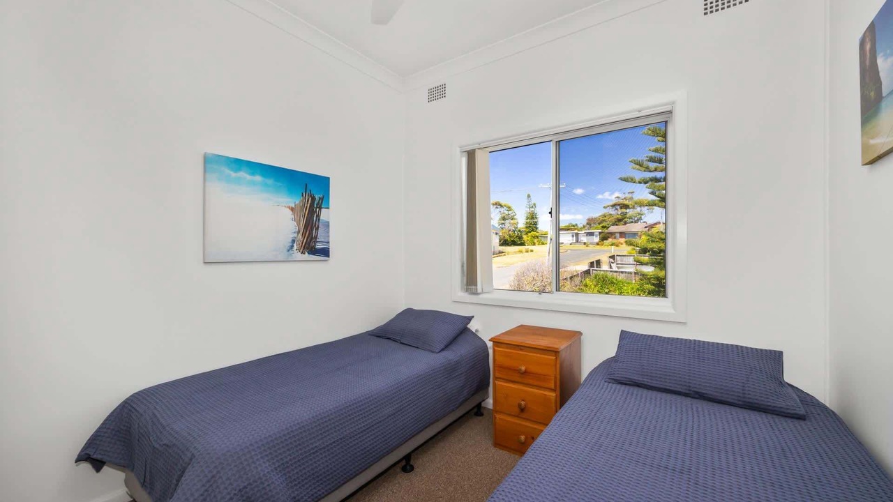 Photo of Bedroom in Dolphin Point