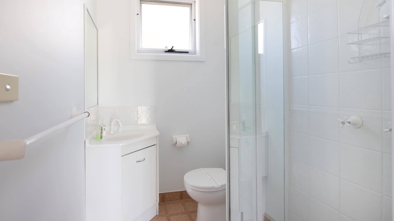 Photo of Bathroom in Dolphin Point