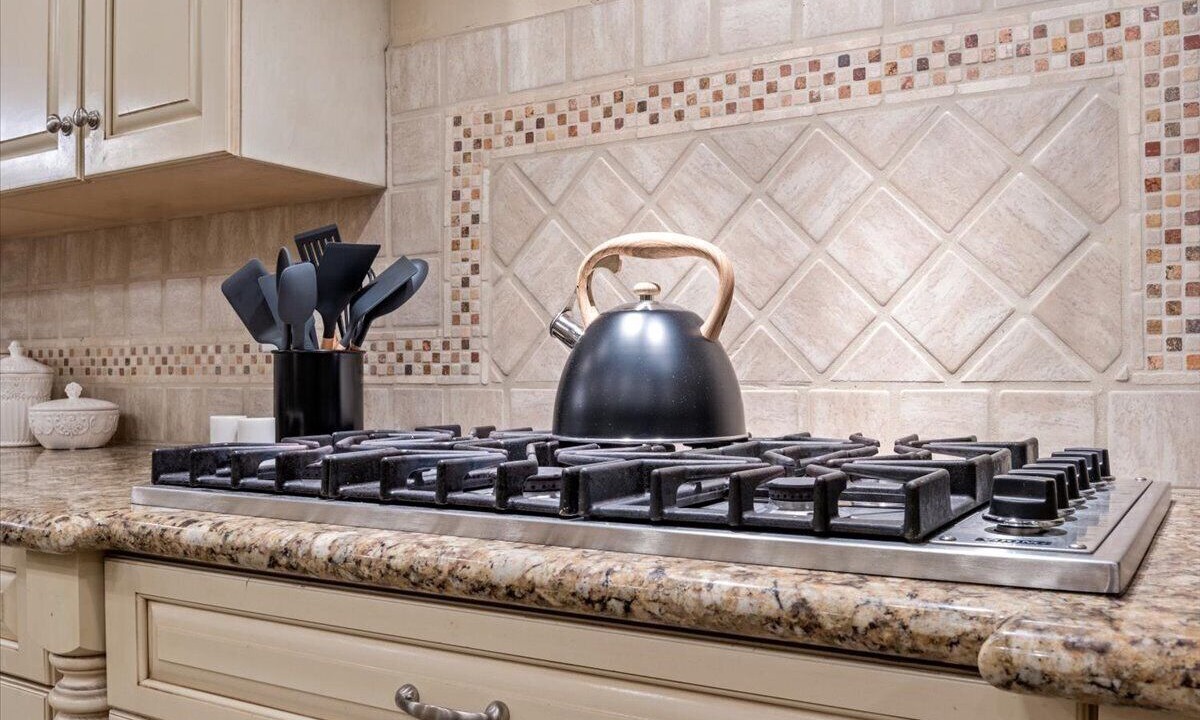 Photo of Kitchen in Arabian Views