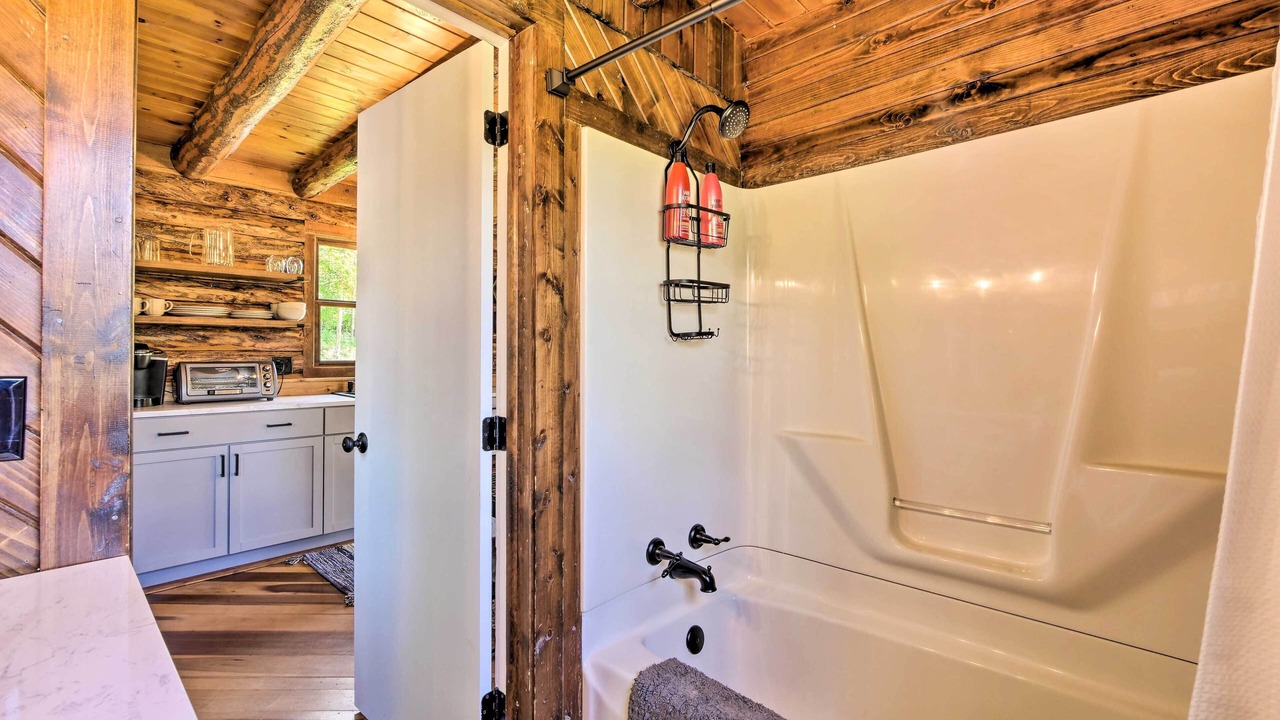 Photo of Bathroom in Blissfield