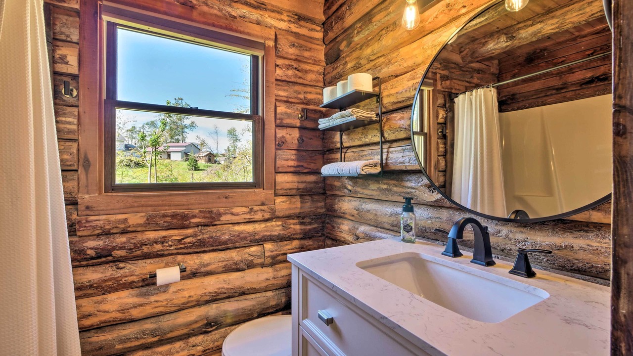 Photo of Bathroom in Blissfield
