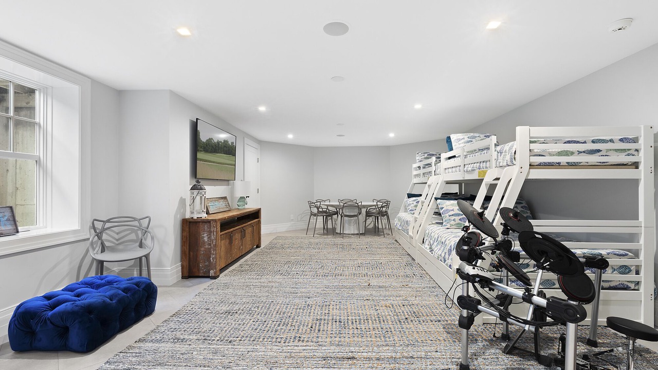 Photo of Bedroom in Amagansett North