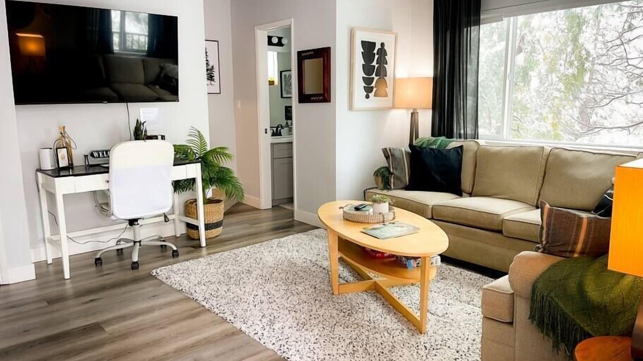 Photo of Others in Apple Hill