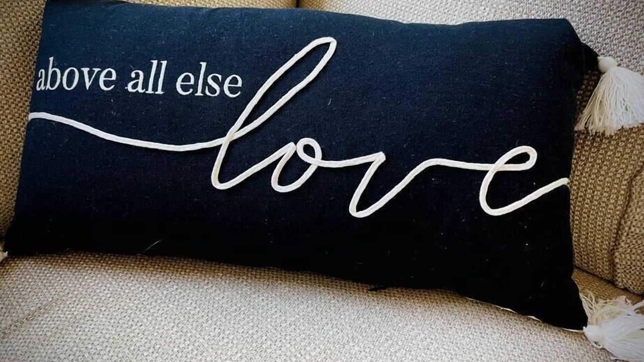 Photo of Livingroom in Apple Hill