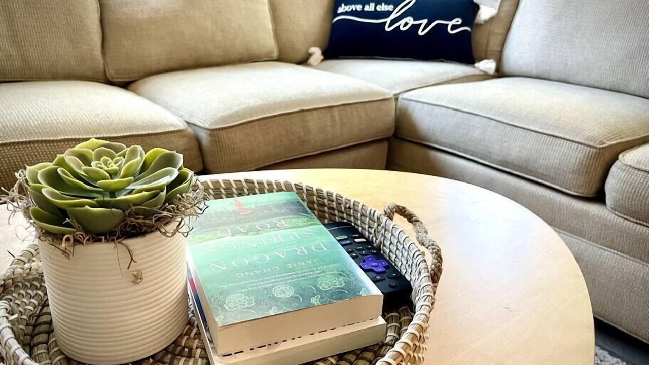 Photo of Livingroom in Apple Hill