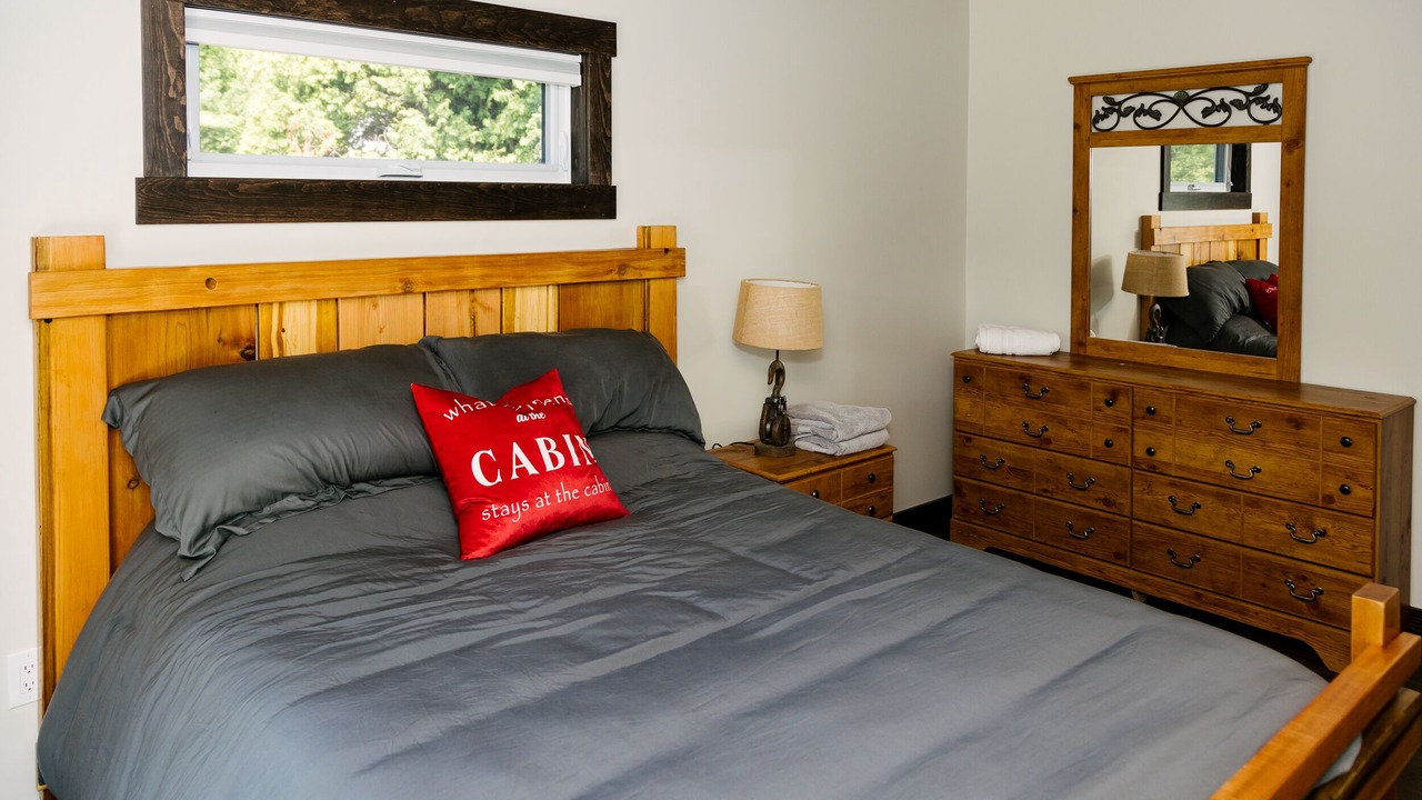 Photo of Bedroom in Eagle Lake