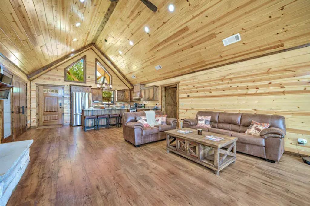 Photo of Livingroom in Tuskahoma