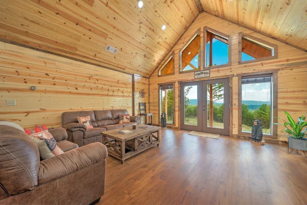 Photo of Livingroom in Tuskahoma