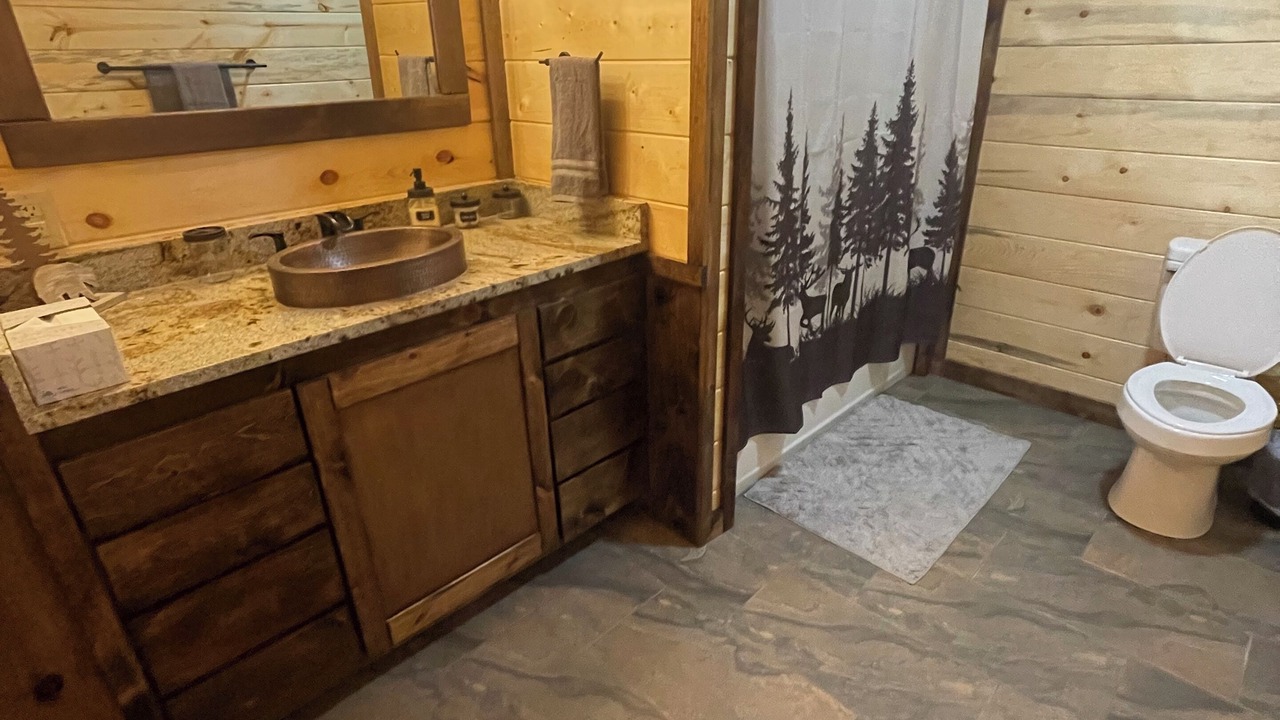 Photo of Bathroom in Tuskahoma
