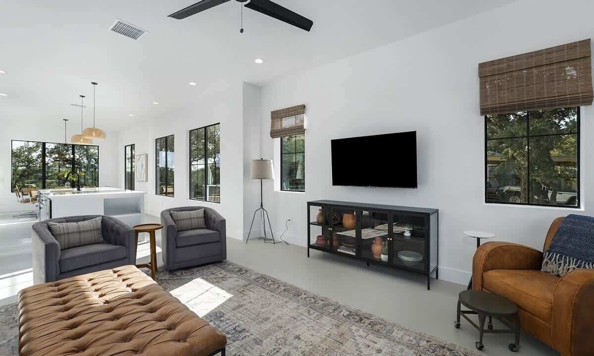 Photo of Livingroom in Canyon Lake
