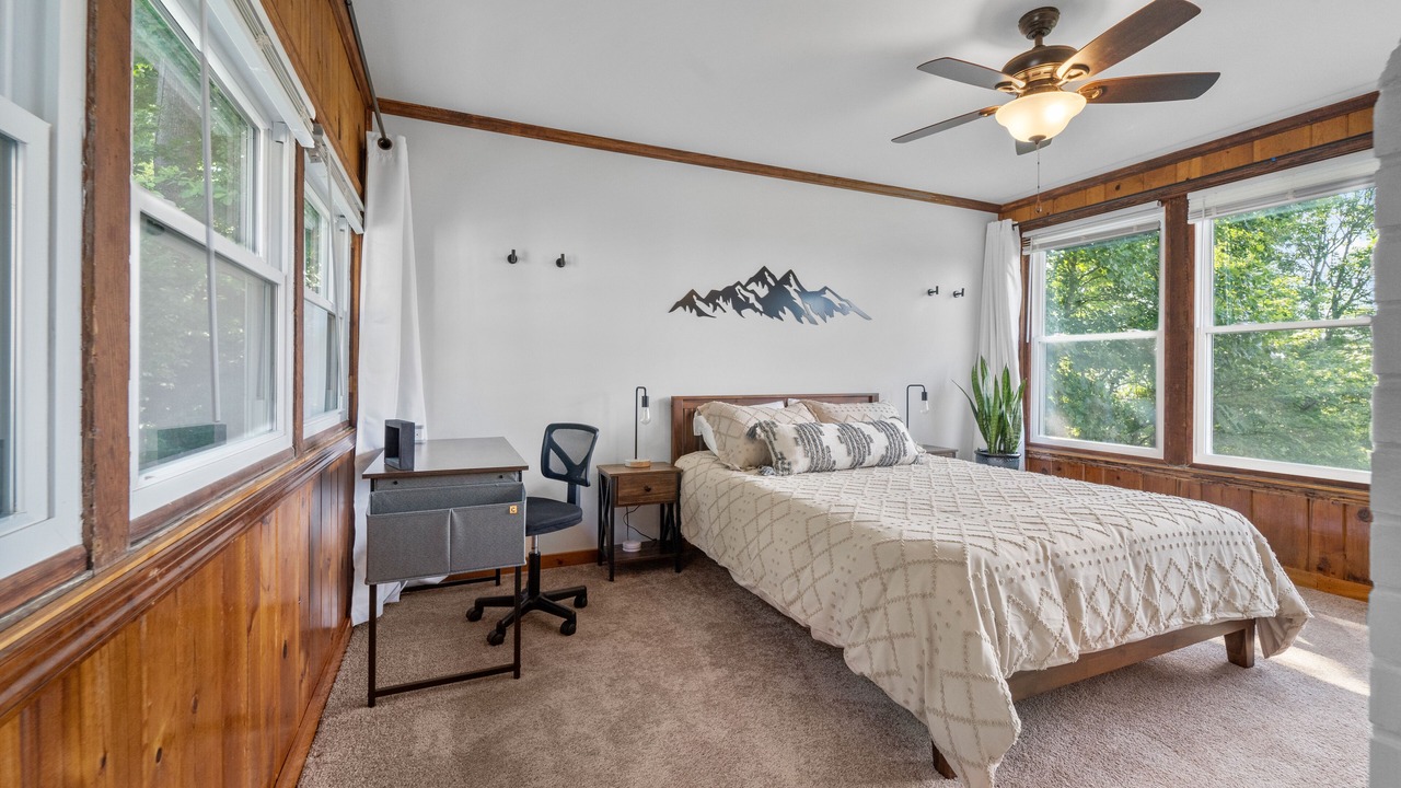 Photo of Bedroom in Linden