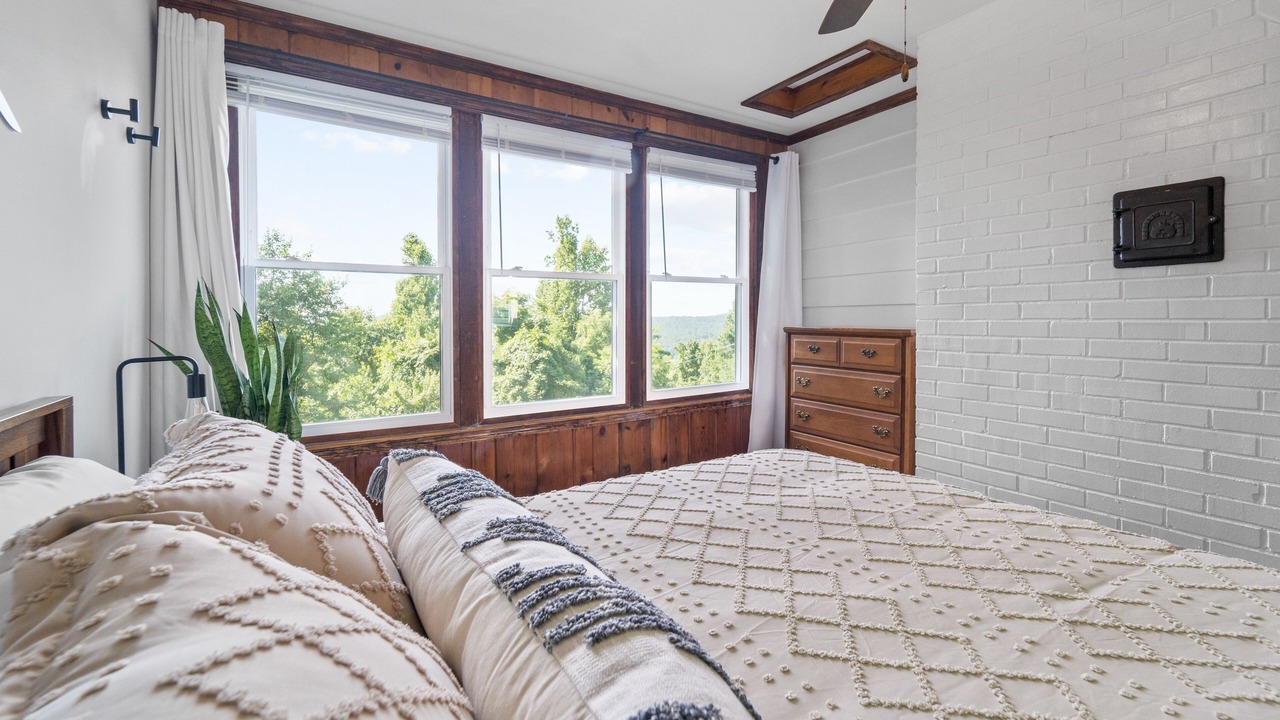 Photo of Bedroom in Linden