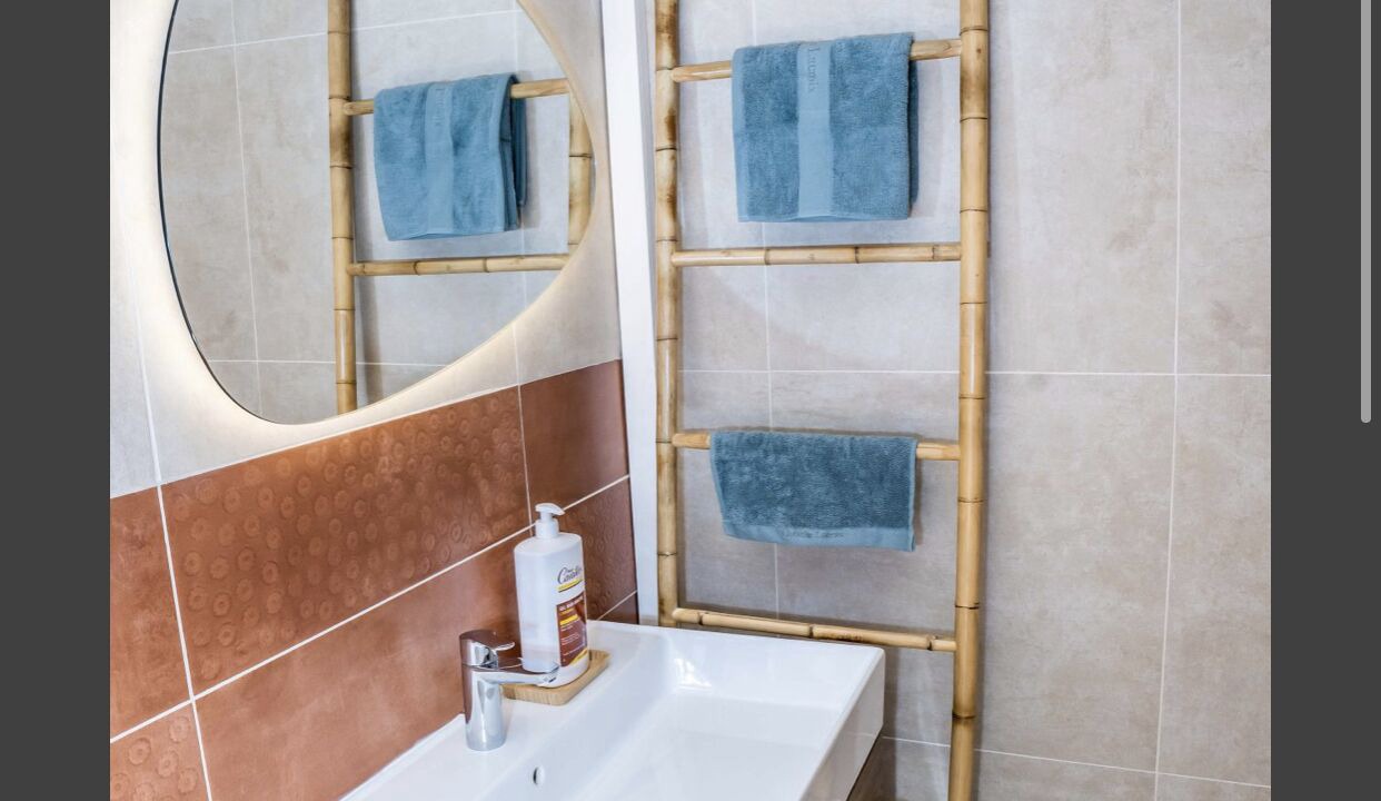 Photo of Bathroom in Saint-Victor