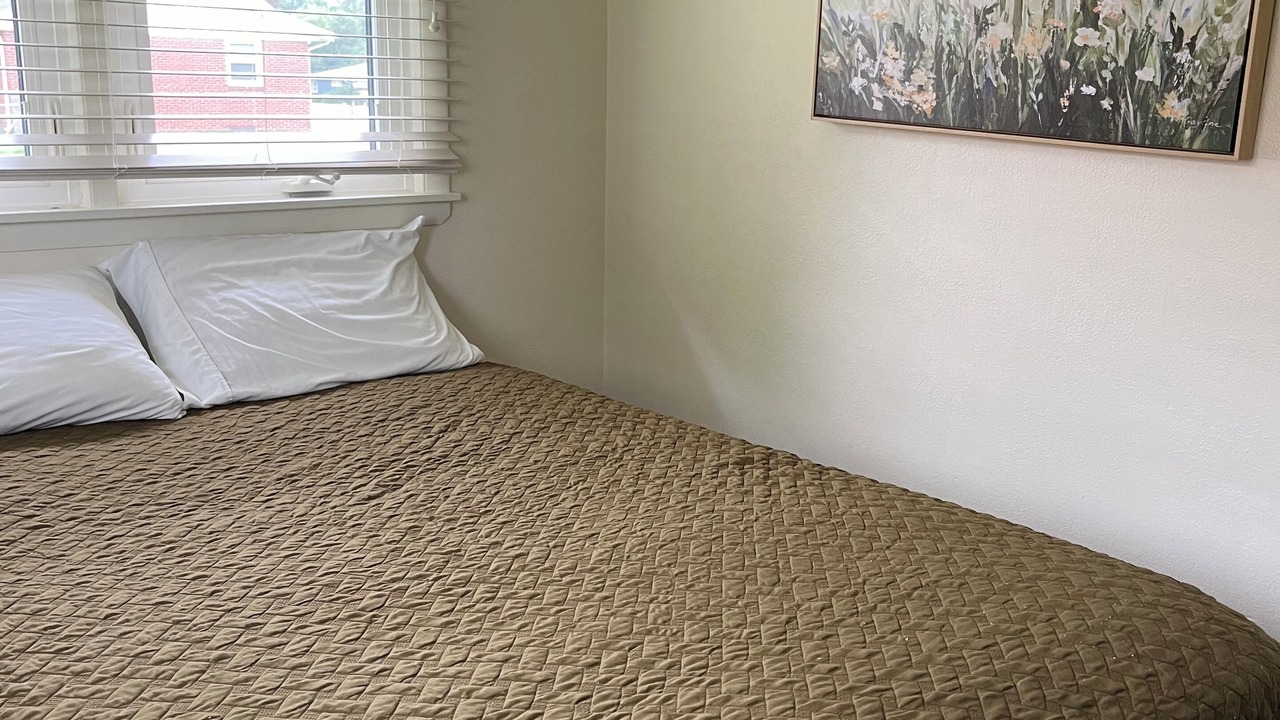Photo of Bedroom in Logansport