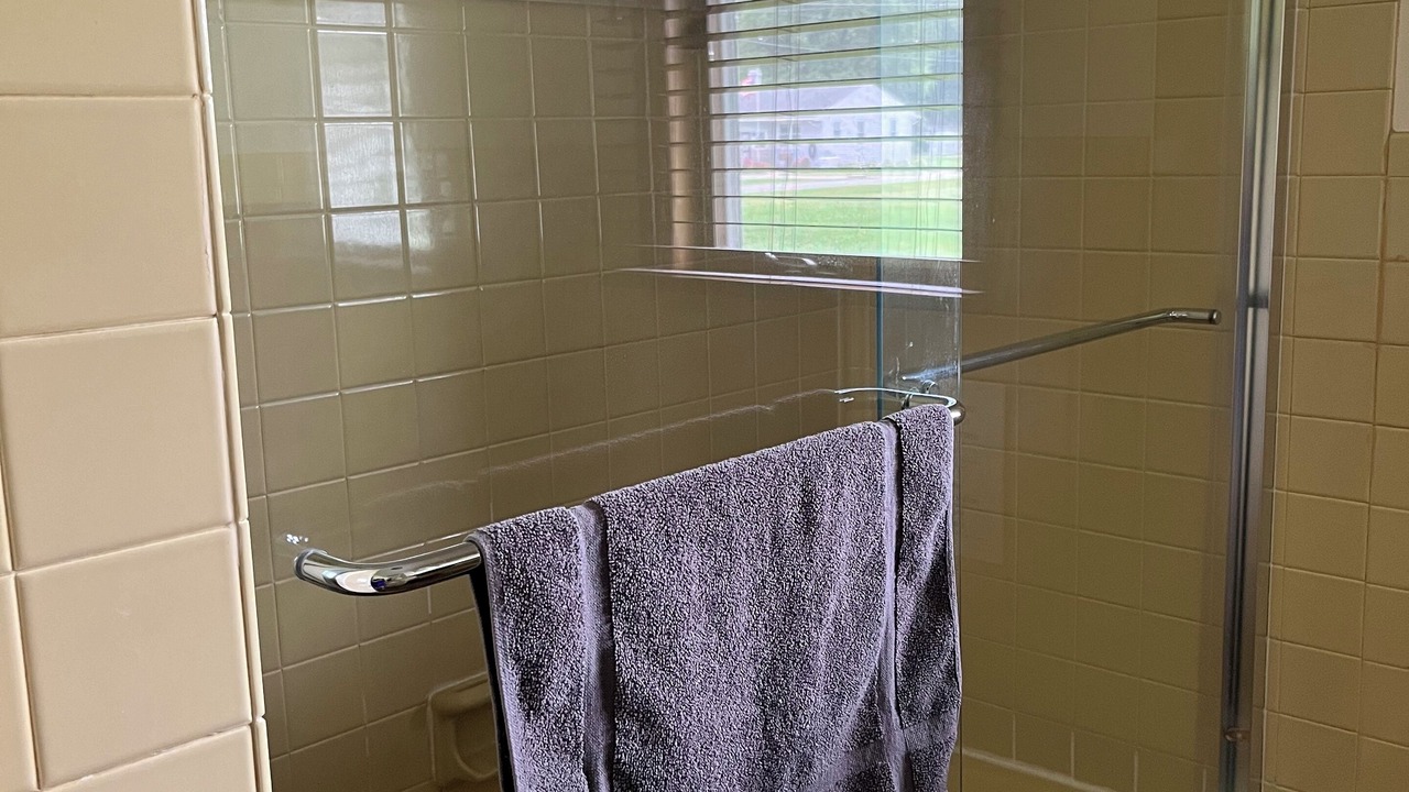 Photo of Bathroom in Logansport
