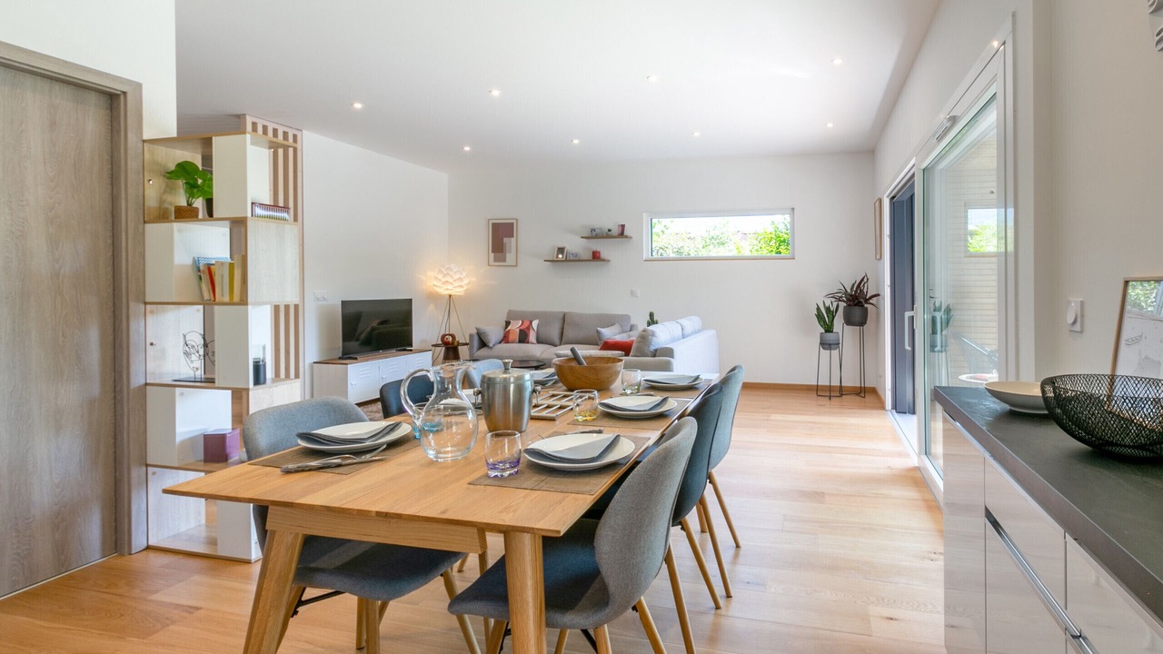 Photo of Others in Cessenaz