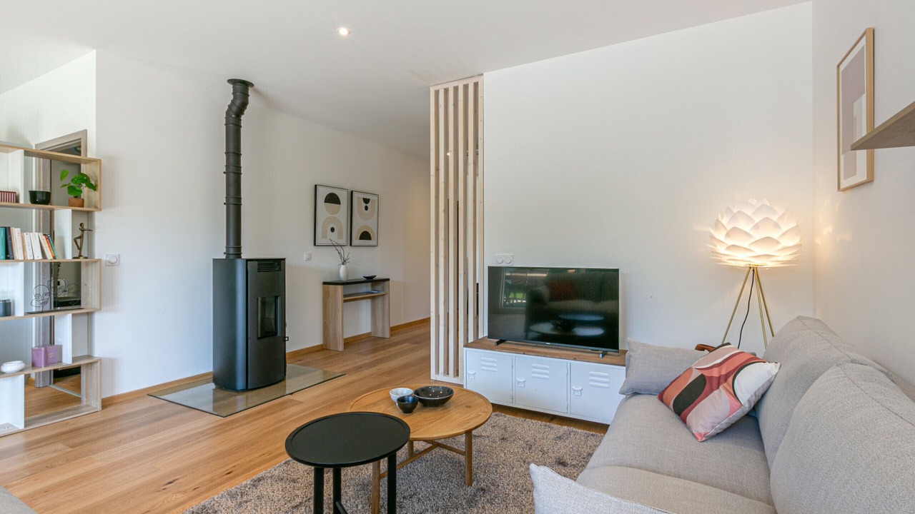 Photo of Livingroom in Cessenaz