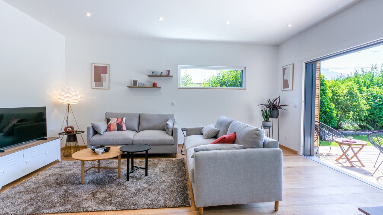 Photo of Livingroom in Cessenaz