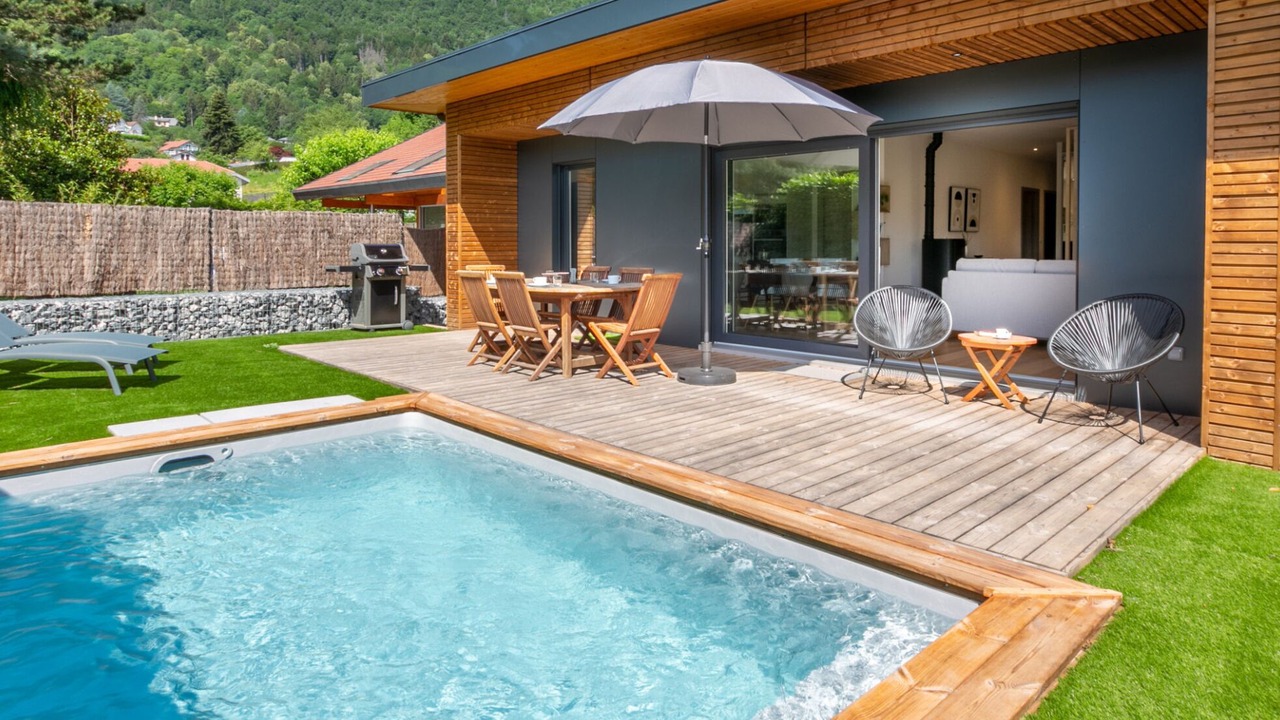 Photo of Outdoor in Cessenaz