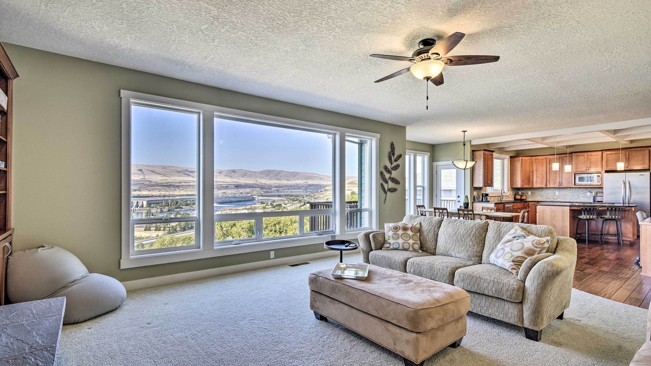 Photo of Livingroom in The Dalles