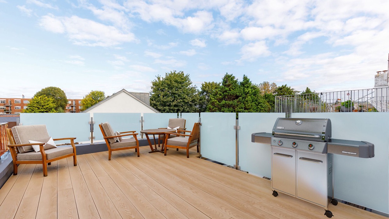 Photo of Outdoor in Seven Dials