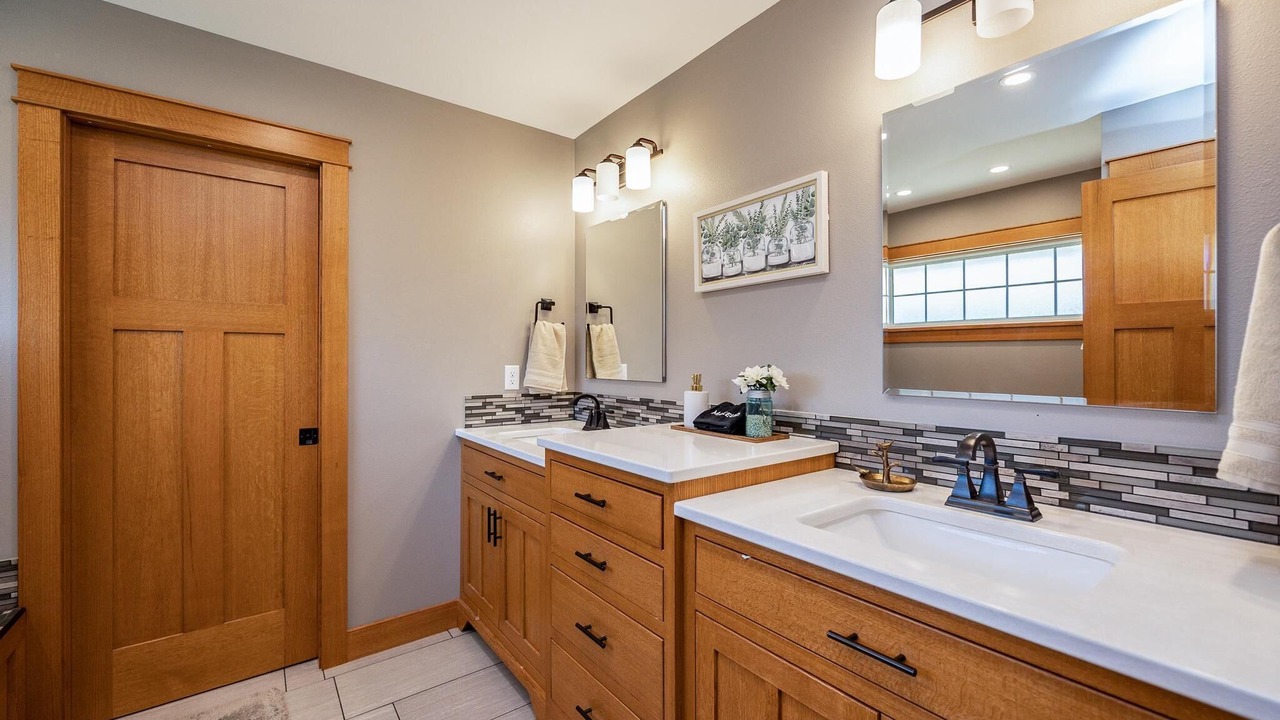 Photo of Bathroom in Robins