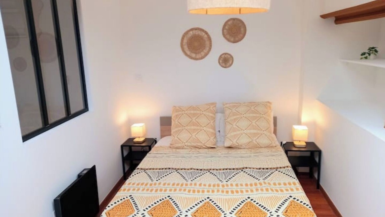 Photo of Bedroom in Valence