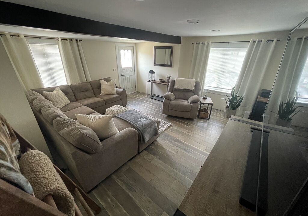 Photo of Livingroom in McKownville
