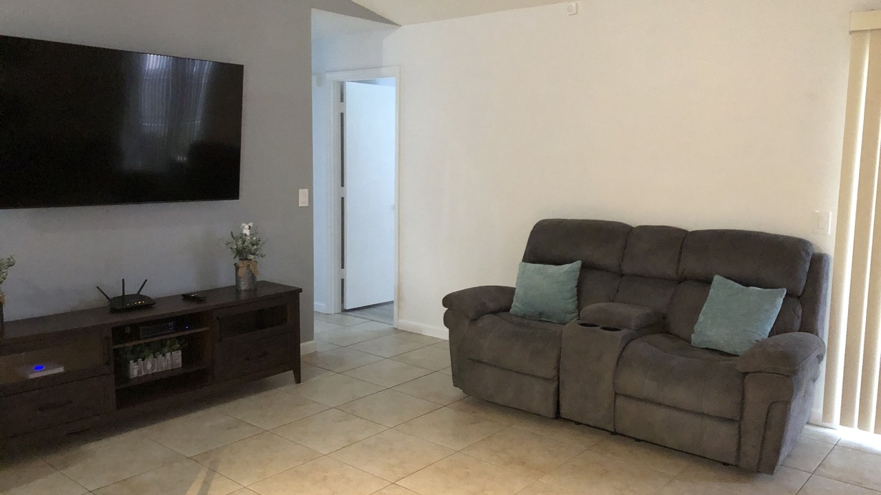 Photo of Livingroom in Indian Point
