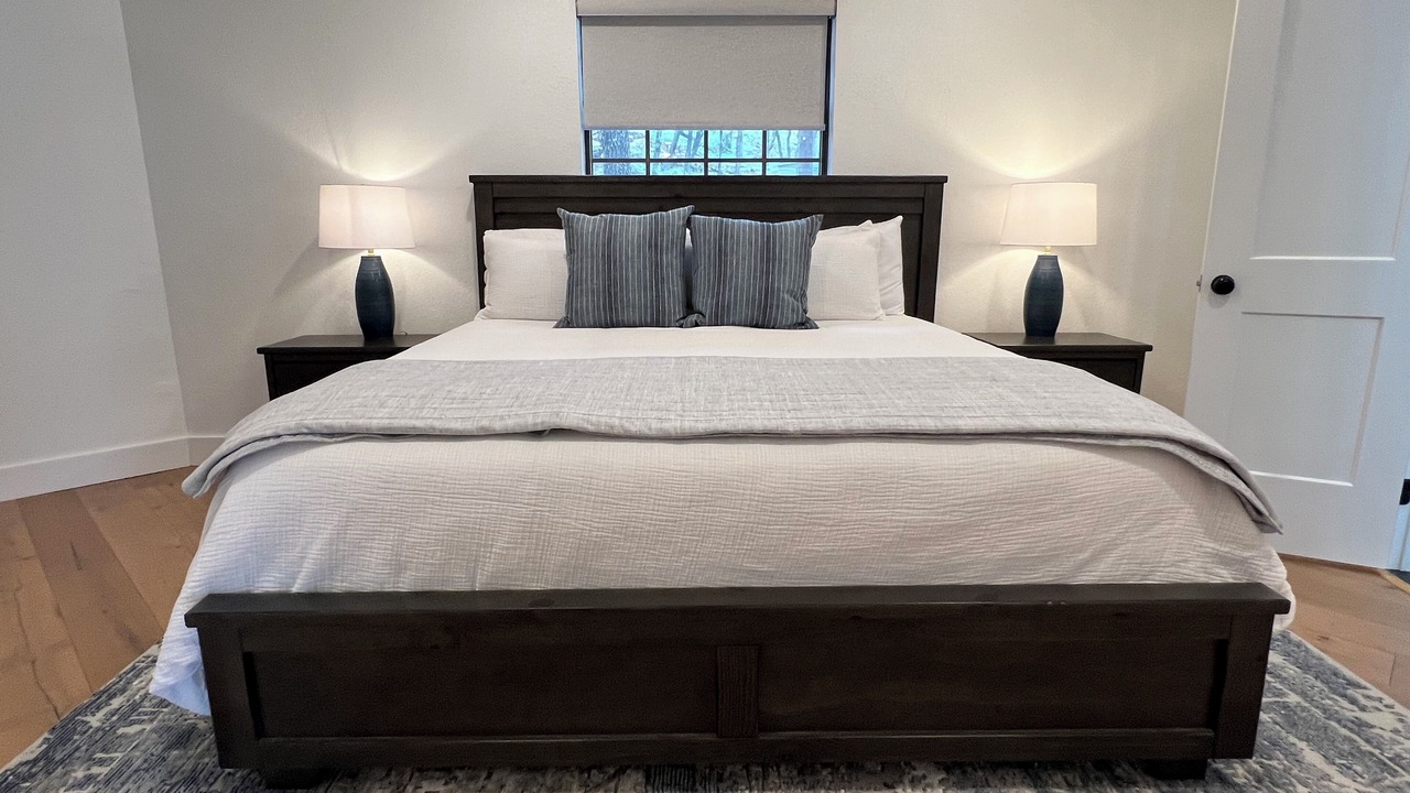 Photo of Bedroom in Gordon