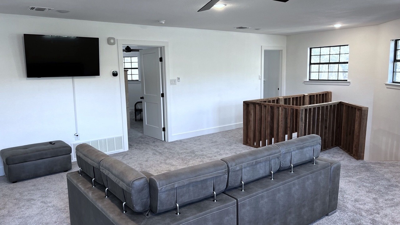 Photo of Livingroom in Gordon