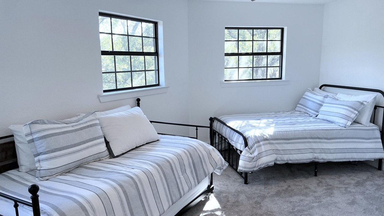 Photo of Bedroom in Gordon